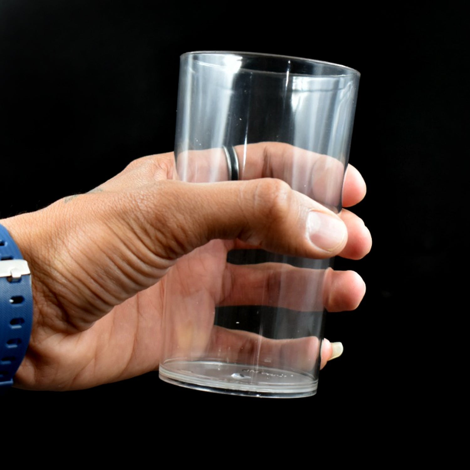 2027A 6 Pcs Large Plastic Glass 300Ml used in all kinds of kitchen and official purposes for drinking water and beverages etc. 2027A 6 Pcs Large Plastic Glass 300Ml used in all kinds of kitchen and official purposes for drinking water and beverages etc.